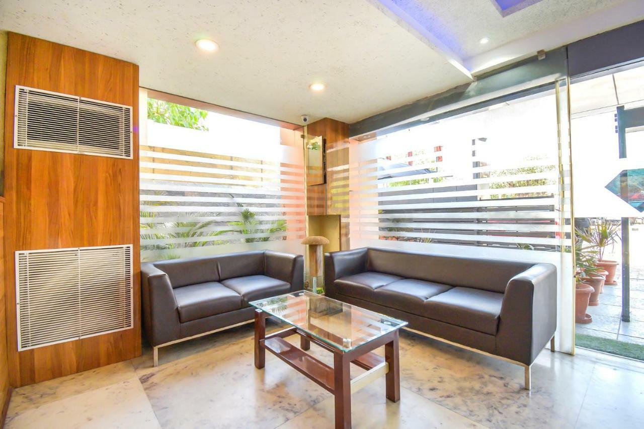 Fabhotel Kohinoor Plaza 아흐메다바드 외부 사진